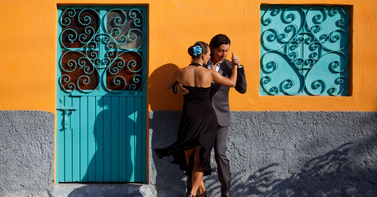 Salsa & Bachata (Λάτιν Χοροί)